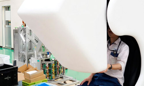 Kyushu researchers develop new approach to VR, avoiding head-mounted displays
