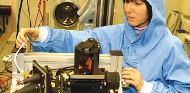 Automated docking sensor