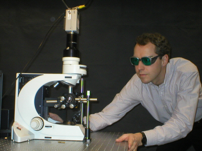 Colin Bain with the optical setup