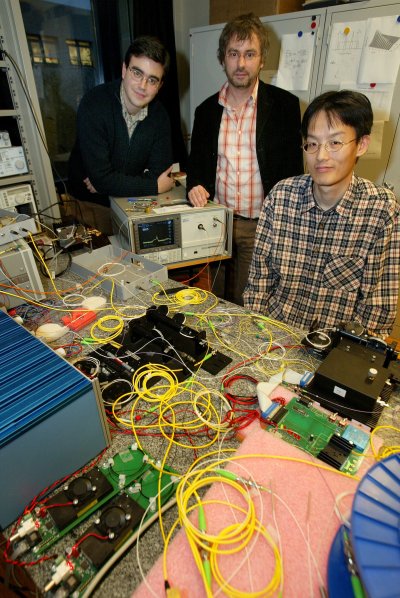 Slow light team with set-up