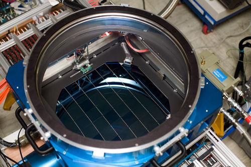 The world's largest digital camera will soon be scanning the sky for asteroids that are on a potential crash course with Earth.1.4 gigapixel camera developed by Lincoln Laboratory at the Massachusetts Institute of Technology