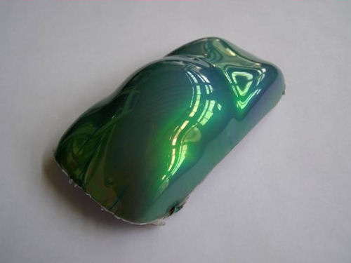 nanotechnology at the University of Southampton A new method for fabricating polymer opals could lead to new applications that could benefit from their color changing properties.