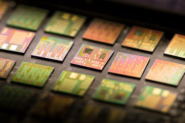 Photonic chips.