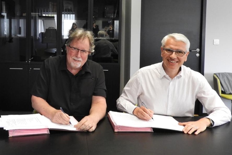 Signature for TMT's deformable mirrors