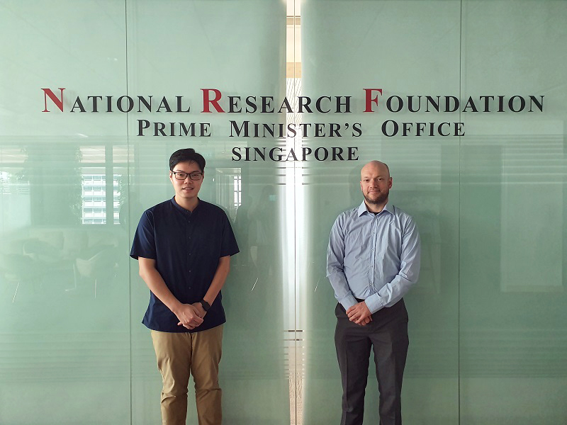 Quantum partners: Dr. Charles Lim and Joris Van Campenhout.