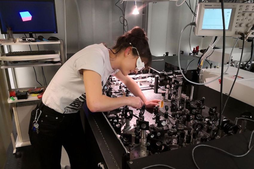 Terahertz pulses: research and industrial applications await