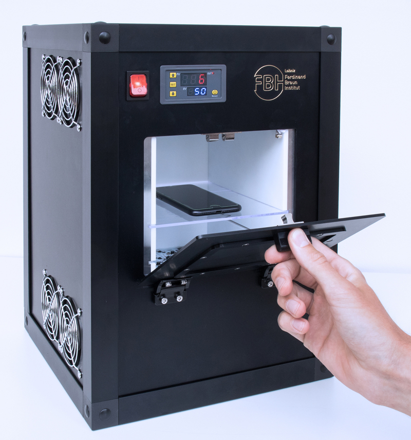 UVC-LED demonstrator system for the disinfection of surfaces.