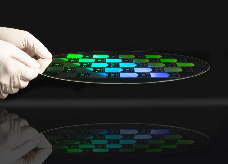 Ready to roll: high-index waveguides on 300mm wafers Ready to roll: high-index waveguides on 300mm wafers