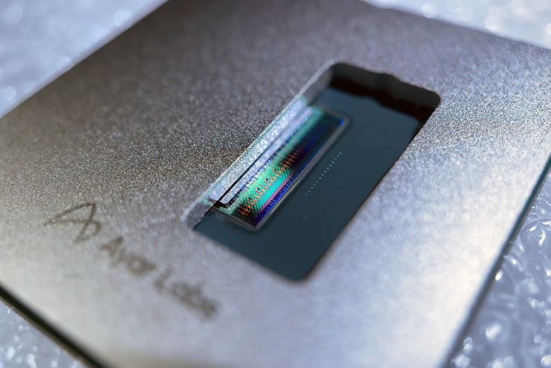 Ayar Labs is showing its terabit optical link for chip-to-chip connectivity.