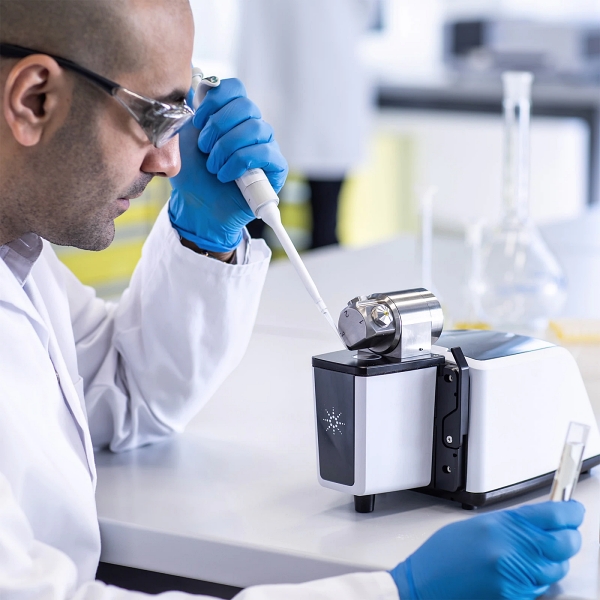 Fast, simple, and economic: ATR-FTIR for Covid-19 triage