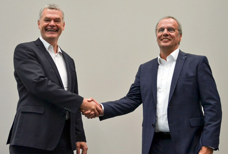 Markus Gräf of Cellforce and Trumpf’s Christian Schmitz.