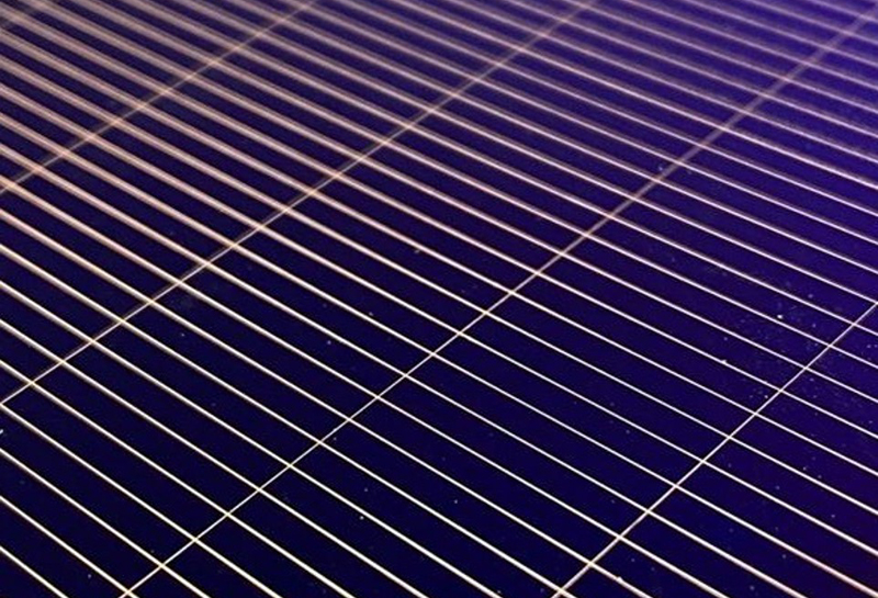 Thin copper contacts mean the silicon layer does not experience much shading.