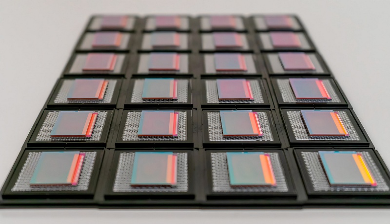 Light-control metasurface beam-steering chips