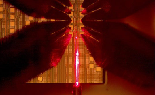 Die-level edge-coupling based electro-optic measurements.