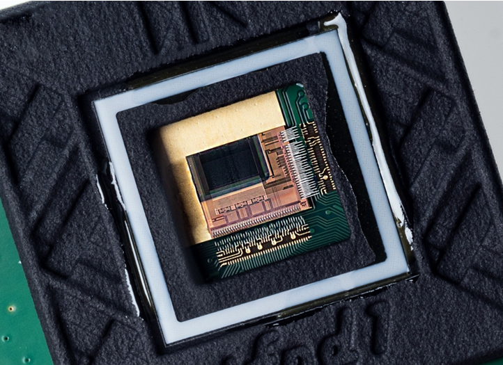 Imec’s pinned photodiode structure integrated in thin-film image sensors.