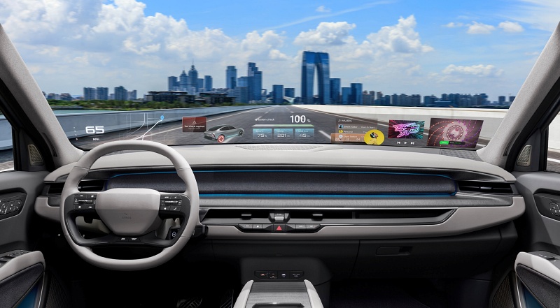Holographic windshield display