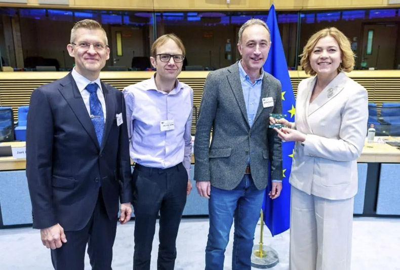 Pilot lights: the event in Brussels. Click for info.