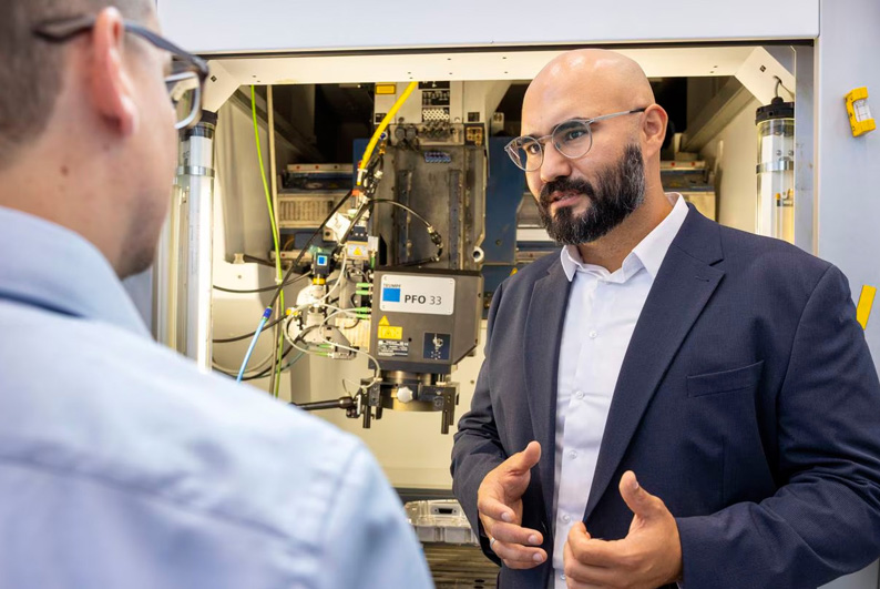 Volkan Yavuz with Trumpf’s PFO 33 scanner.