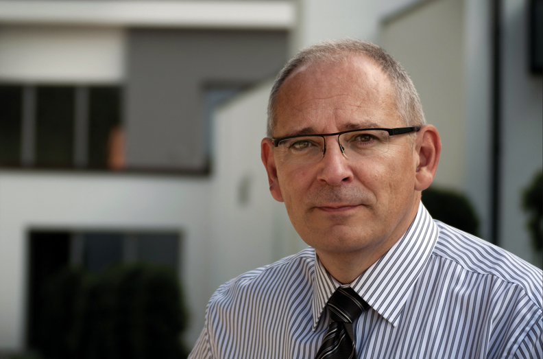 Hugo Thienpont, Director of Brussels Photonics and coordinator of PhotonHub.