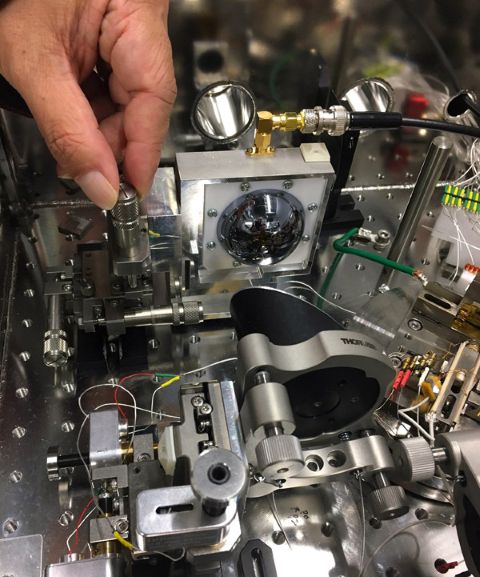 Experimental setup for RIKEN’s terahertz time-domain spectroscopy.