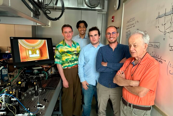 The research team in the Capasso lab. The research team in the Capasso lab.