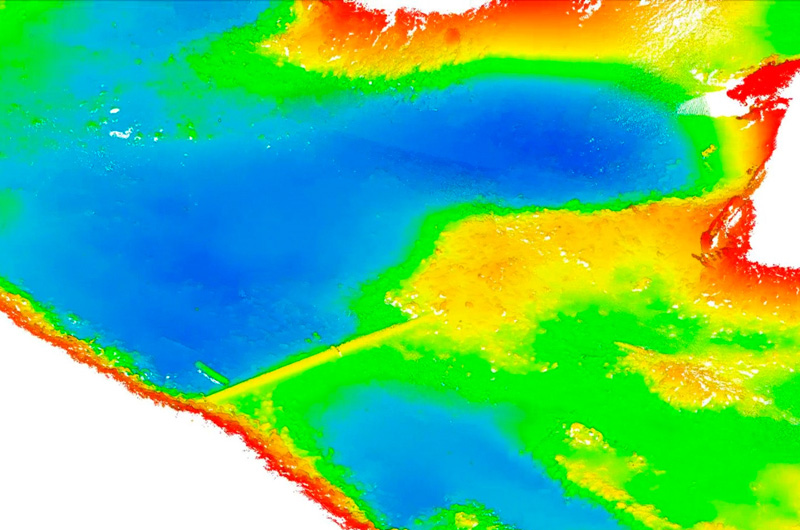 Image of a partially buried pipe at the bottom of the Ruhr.