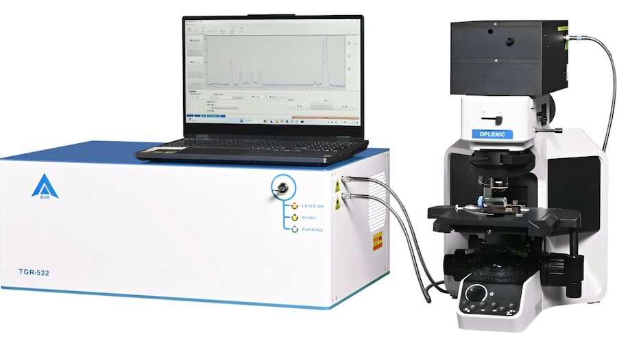 Ivory trade-off: natural fluorescence mitigated