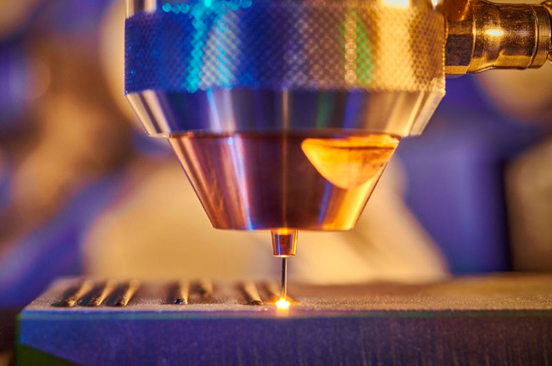 Laser material deposition with Cailabs’ MPLC beam shaping.