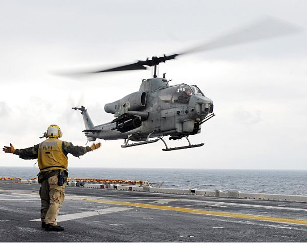 AH-1Z Cobra helicopter