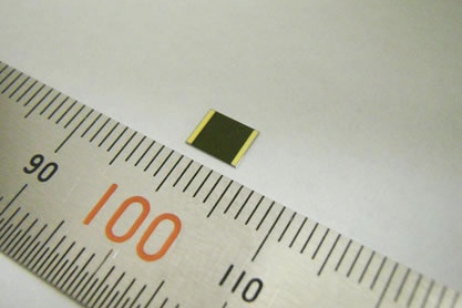 Sharp's record-equaling 43.5% triple-junction cell