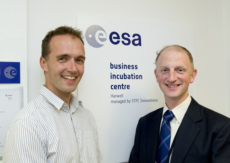 Spectrometer team: Mortimer and Tidmarsh