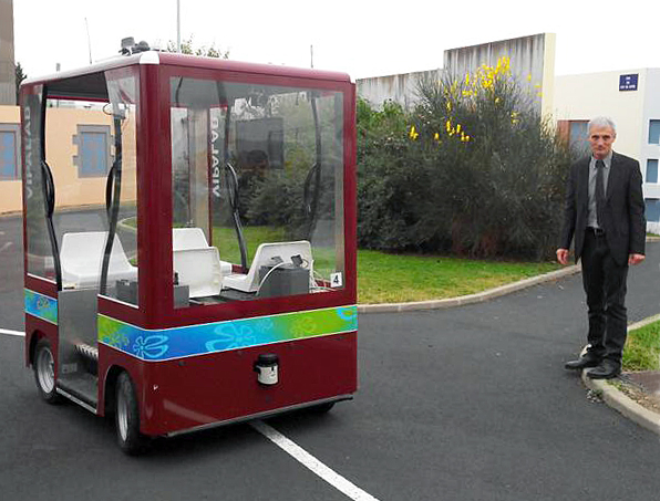 Shuttle learns the route before going driverless.