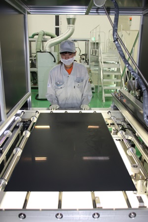 High-efficiency thin-film PV