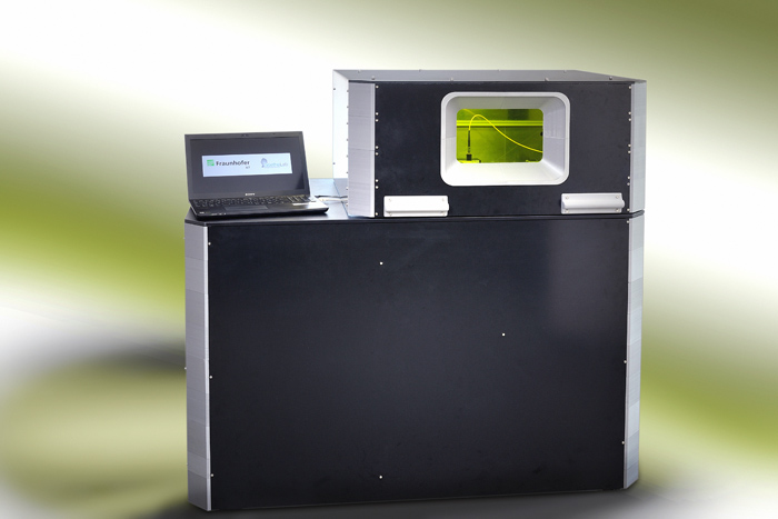 Low-cost SLM unit for 3D printing of stainless steel components.