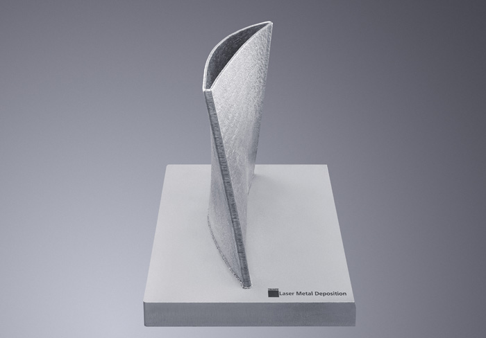 Versatile: Additive manufacturing with LMD.