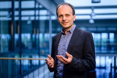 Dr. Martin Pfeiffer, CTO of Heliatek. 