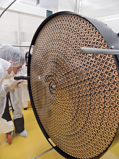 Deformable mirror at the VLT Deformable mirror at the VLT