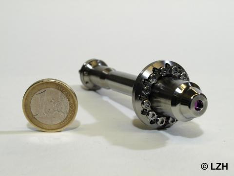 Passive Q-switched prototype of a laser head developed by LZH. 