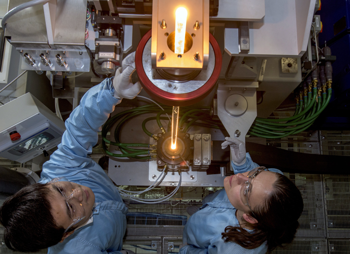 Advanced fiber fabrication at ORC.