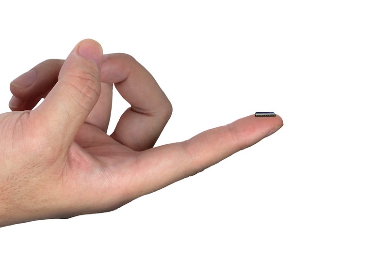 ezPyro: tiny digital pyroelectric sensor