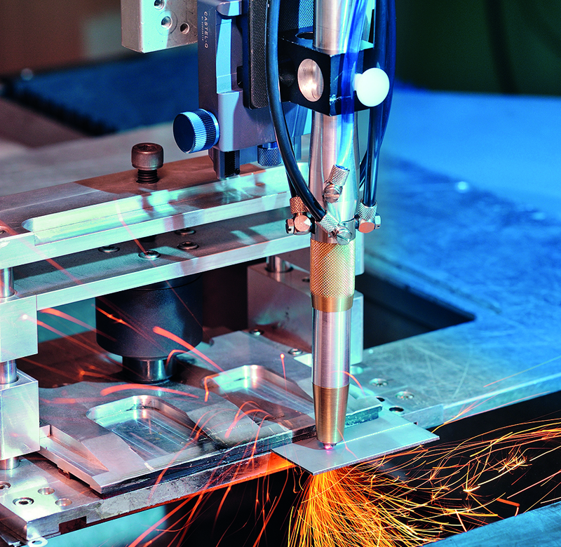 Diamond optics are characterized by significantly greater heat conductivity.