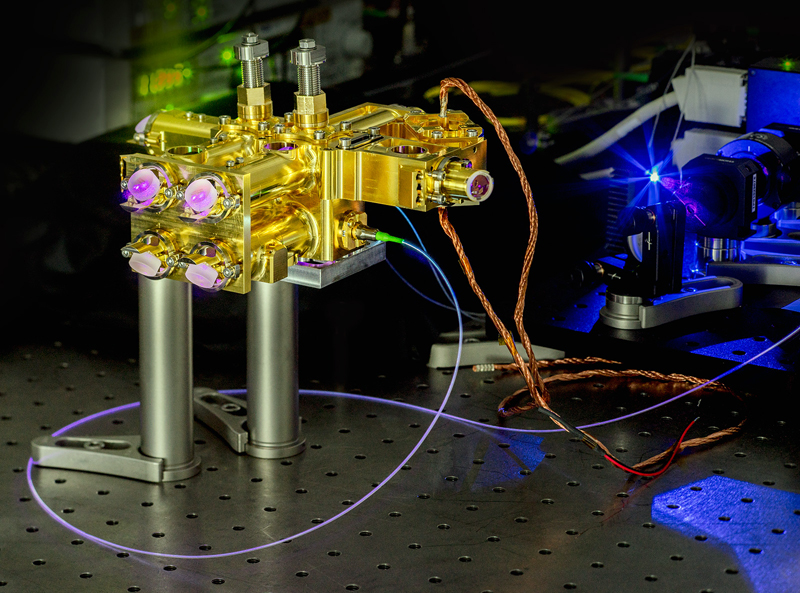 Stable polarization entangled photon source for quantum key distribution.