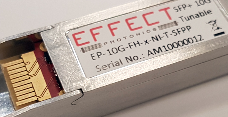 Effetct's narrow-band tunable DWDM optical transceiver.