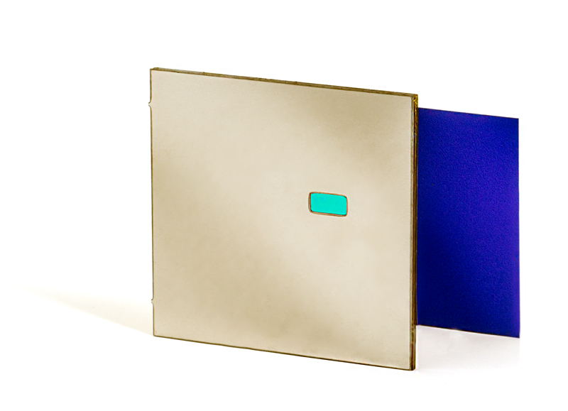 Higher efficiency: the Perovskite-Silicon tandem cell.