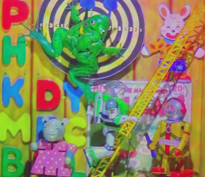 Holographic material as developed provides improved brightness and clarity.