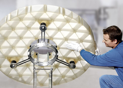  Zerodur glass-ceramic parts can have complex geometries and fine structures.