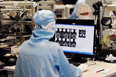 VCSEL inspection: check one