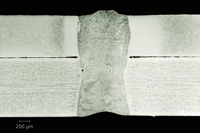 Dissimilar welded joint between martensitic Cr steel (top) and high-Mn steel.