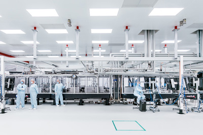 The L3-HAPLS laser and researchers, located in in Dolní Břežany, Czech Republic.