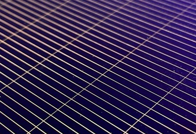 Thin copper contacts mean the silicon layer does not experience much shading.